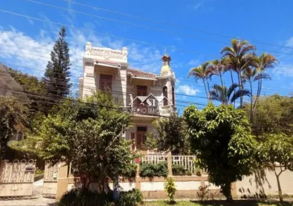 Casa com 10 Quartos à venda, 440m² no Centro, Petrópolis