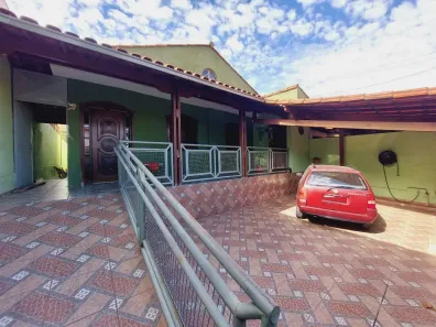 Casa com 6 Quartos à venda, 326m² no Monte Castelo, Contagem