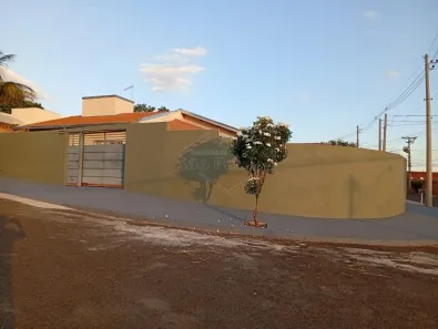 Casa com 2 Quartos à venda, 108m² no Jardim Universal, Araraquara