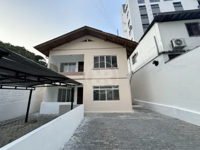 Casa com 3 Quartos para alugar, 100m² no Ponta Aguda, Blumenau