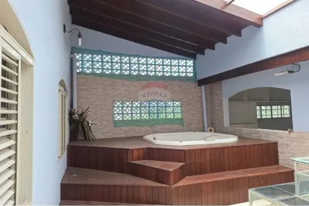 Casa com 3 Quartos para alugar, 270m² no Jardim das Laranjeiras, Jaguariúna