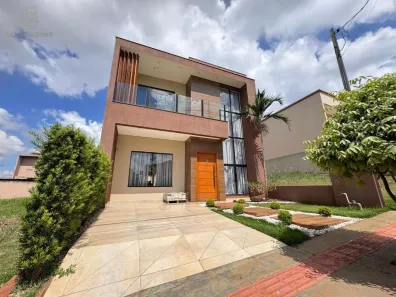 Casa de Condomínio com 3 Quartos à venda, 160m² no Heimtal, Londrina