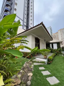 Casa com 6 Quartos à venda, 545m² no Centro, Campos dos Goytacazes