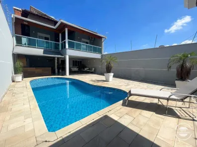 Casa com 3 Quartos à venda, 241m² no Santa Terezinha, Piracicaba