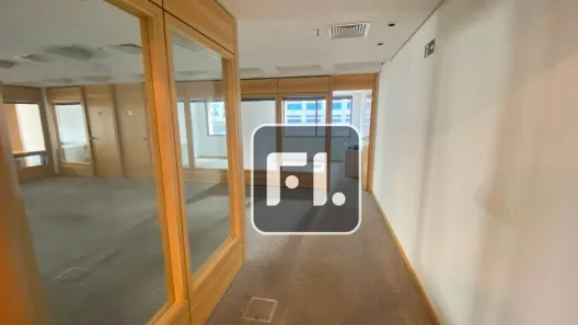 Sala Comercial à venda, 326m² no Cerqueira César, São Paulo