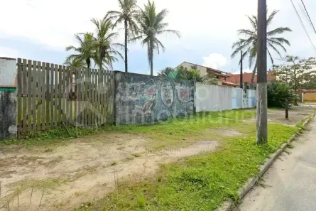 Lote/Terreno à venda, 385m² no Centro, Peruíbe