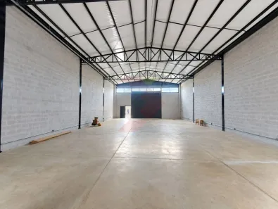 Galpão/Depósito/Armazém para alugar, 300m² no Jardim Nova Era, Aparecida de Goiânia