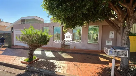 Casa com 4 Quartos à venda, 257m² no Monte Castelo, Campo Grande