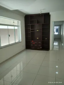 Sobrado com 3 Quartos para alugar, 218m² no Jardim, Santo André