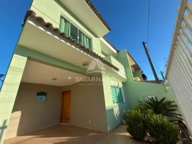 Sobrado com 3 Quartos para alugar, 126m² no Uvaranas, Ponta Grossa