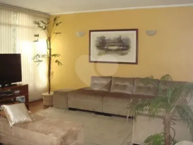 Sobrado com 3 Quartos à venda, 260m² no Jardim Trussardi, São Paulo