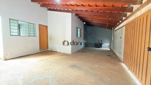 Casa com 3 Quartos à venda, 120m² no Jardim Copacabana, Uberaba