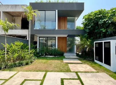 Casa de Condomínio com 3 Quartos à venda, 350m² no Barra da Tijuca, Rio de Janeiro