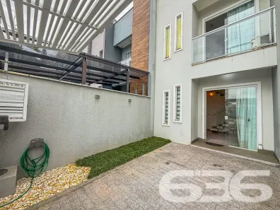 Sobrado com 2 Quartos à venda, 89m² no Costa e Silva, Joinville