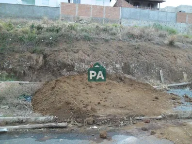 Lote/Terreno à venda, 300m² no Centro, Poços de Caldas