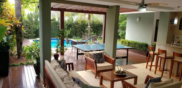 Sobrado com 4 Quartos à venda, 295m² no Condomínio Florais Cuiabá Residencial, Cuiabá