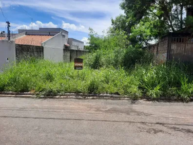 Lote/Terreno à venda, 300m² no Setor Grajaú, Goiânia