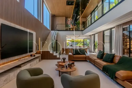 Casa de Condomínio com 5 Quartos para alugar, 533m² no Santa Regina, Camboriú
