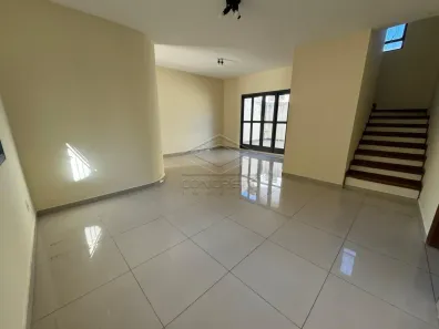 Casa com 4 Quartos para alugar, 200m² no Parque Jardim Europa, Bauru