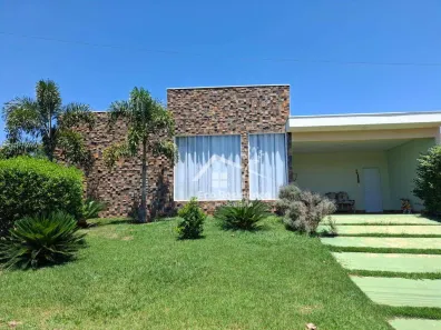 Casa de Condomínio com 3 Quartos à venda, 177m² no , Pardinho