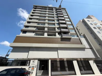 Apartamento com 2 Quartos à venda, 66m² no Tabuleiro, Camboriú