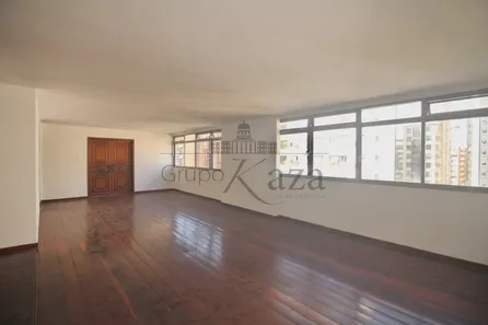 Apartamento com 4 Quartos à venda, 210m² no Jardim Europa, São Paulo