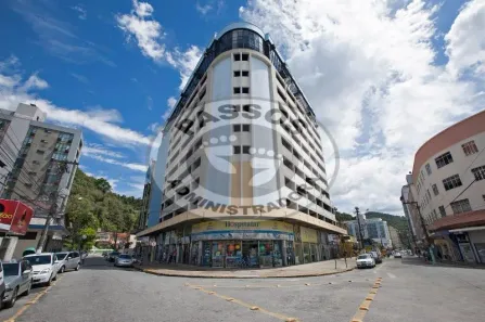 Ponto Comercial à venda, 40m² no Várzea, Teresópolis