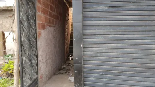 Ponto Comercial à venda, 120m² no Sepetiba, Rio de Janeiro