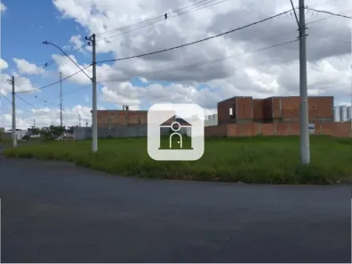 Lote/Terreno à venda, 260m² no Minas Gerais, Uberlândia