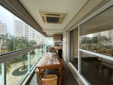 Apartamento com 3 Quartos para alugar, 194m² no Embaré, Santos