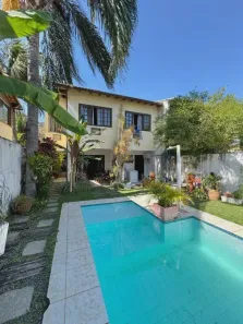 Casa com 5 Quartos à venda, 200m² no Itaipu, Niterói