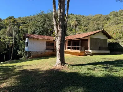Casa com 3 Quartos à venda, 2400m² no Itaipava, Petrópolis