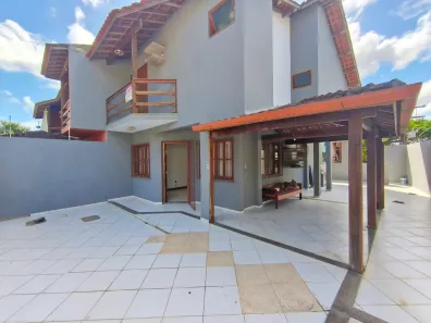 Casa com 3 Quartos para alugar, 150m² no Lagoa, Macaé