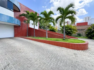 Apartamento com 2 Quartos para alugar, 75m² no Maurício de Nassau, Caruaru