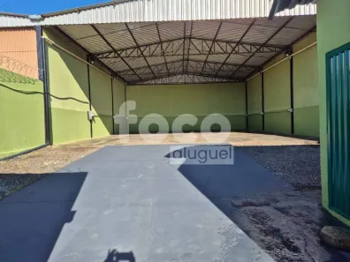 Galpão/Depósito/Armazém para alugar, 380m² no Marta Helena, Uberlândia
