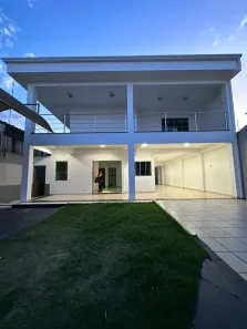 Sobrado com 4 Quartos à venda, 300m² no Parque das Amendoeiras, Goiânia