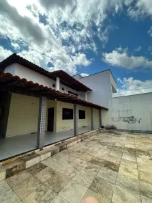 Sobrado com 3 Quartos para alugar, 180m² no Recanto dos Vinhais, São Luís