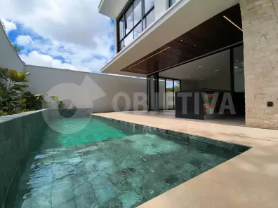 Casa de Condomínio com 4 Quartos à venda, 387m² no Jardim Sul, Uberlândia