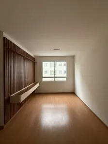 Apartamento com 2 Quartos para alugar, 37m² no Jardim América, Maringá
