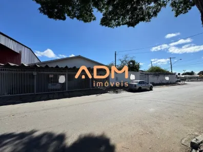 Casa com 4 Quartos à venda, 260m² no Vila Abajá, Goiânia