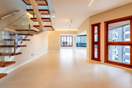 Cobertura com 3 Quartos à venda, 337m² no Três Figueiras, Porto Alegre