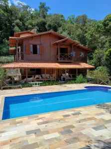 Casa de Condomínio com 4 Quartos à venda, 274m² no Itaipava, Petrópolis
