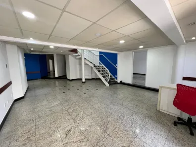 Ponto Comercial à venda, 500m² no Campo Belo, São Paulo