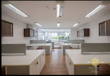 Sala Comercial à venda, 102m² no Rio Branco, Porto Alegre