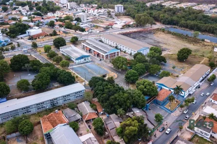 Ponto Comercial para alugar, 12809m² no Despraiado, Cuiabá
