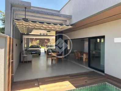 Casa de Condomínio com 4 Quartos à venda, 195m² no Jardim Goiás, Goiânia