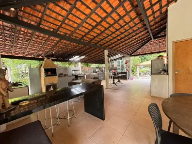 Fazenda/Sítio com 6 Quartos à venda, 10m² no , Palmeirais