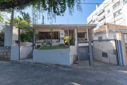 Casa com 5 Quartos à venda, 300m² no Vila Ipiranga, Porto Alegre