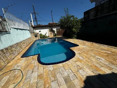 Sobrado com 3 Quartos à venda, 195m² no Caiçara, Praia Grande