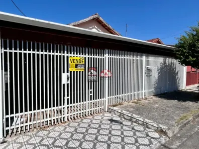 Casa com 3 Quartos à venda, 202m² no Parque São Domingos, Pindamonhangaba